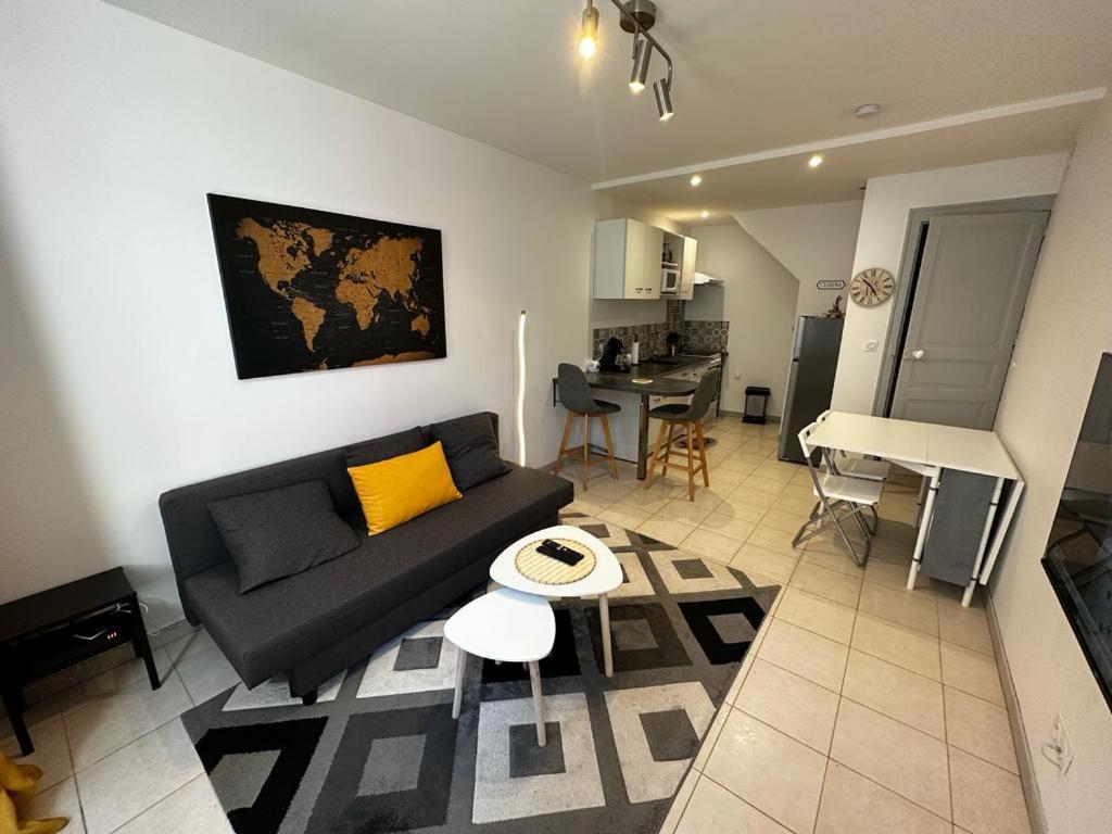 Le Saint Maixent, Maison De Ville, Baby Foot, Wifi Экстерьер фото